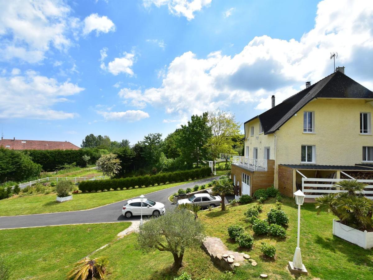 Superb Holiday Home Near The Beach Quineville Номер фото