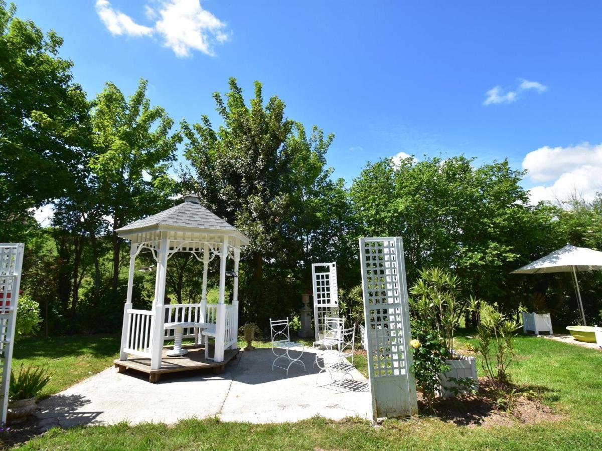 Superb Holiday Home Near The Beach Quineville Экстерьер фото