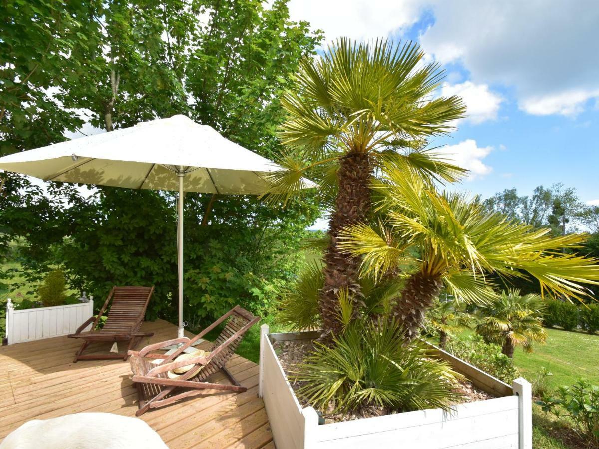 Superb Holiday Home Near The Beach Quineville Экстерьер фото